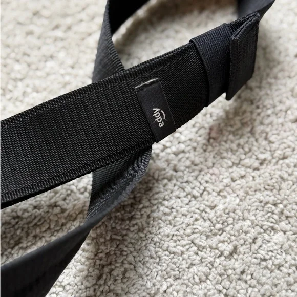 Nike Crossbody Bag (mini) LIKE NEW black brown belt bag - Picture 6 of 7